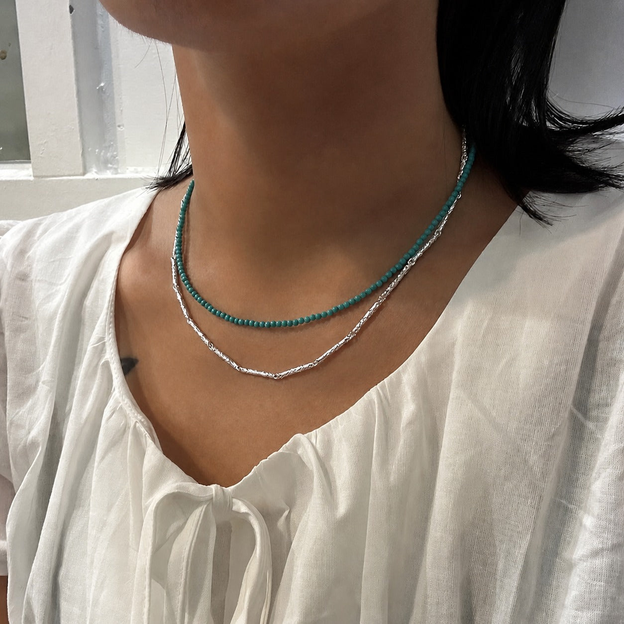 Natural Stone Blue Green Round Beads Set in 925 Sterling Silver Necklace