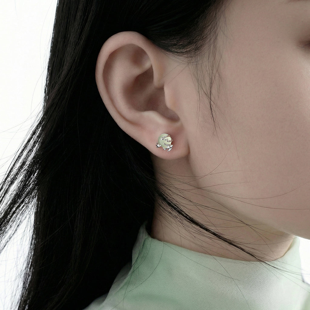Mini Delicate Green Stone Flying Bird 925 Sterling Silver Stud Earrings