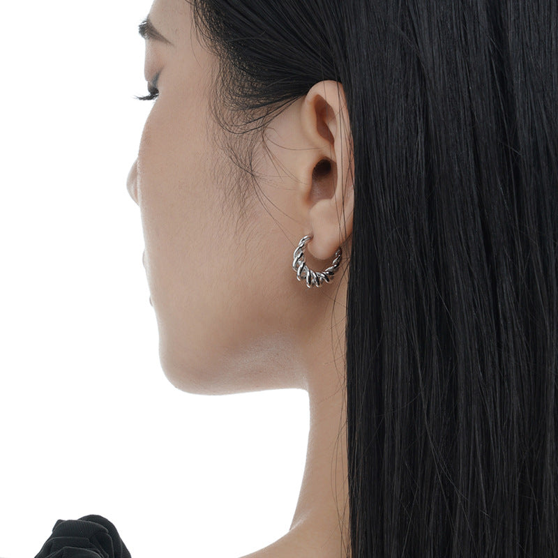 Casual Twisted Lines C Shape 925 Sterling Silver Stud Earrings