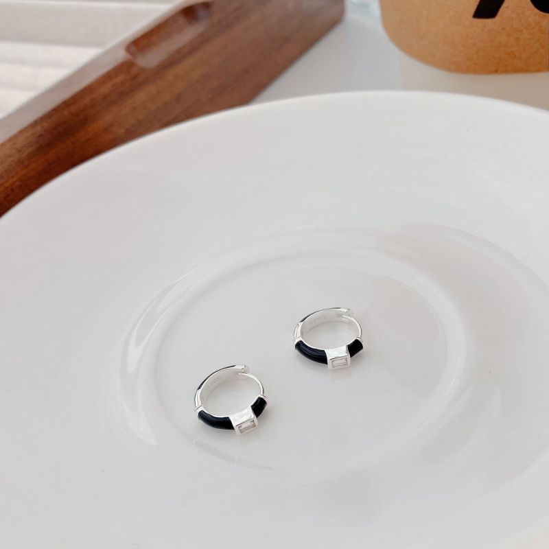 Geometric Design Black and White Epoxy 925 Sterling Silver Minimalist Hoop Earrings