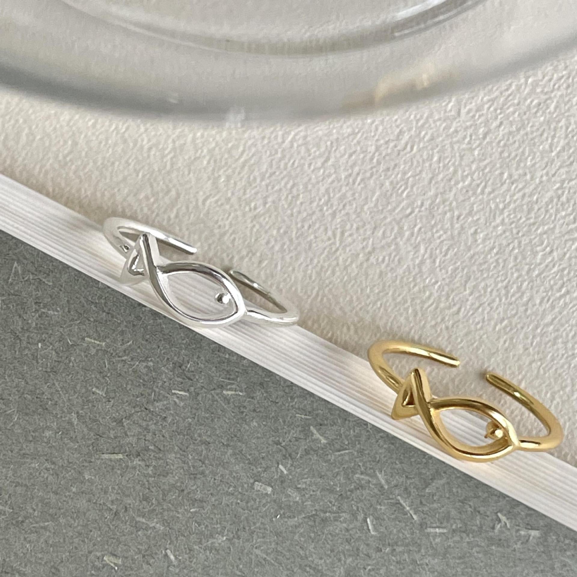 Cute Hollwo Fish 926 Sterling Silver Dangling Earrings