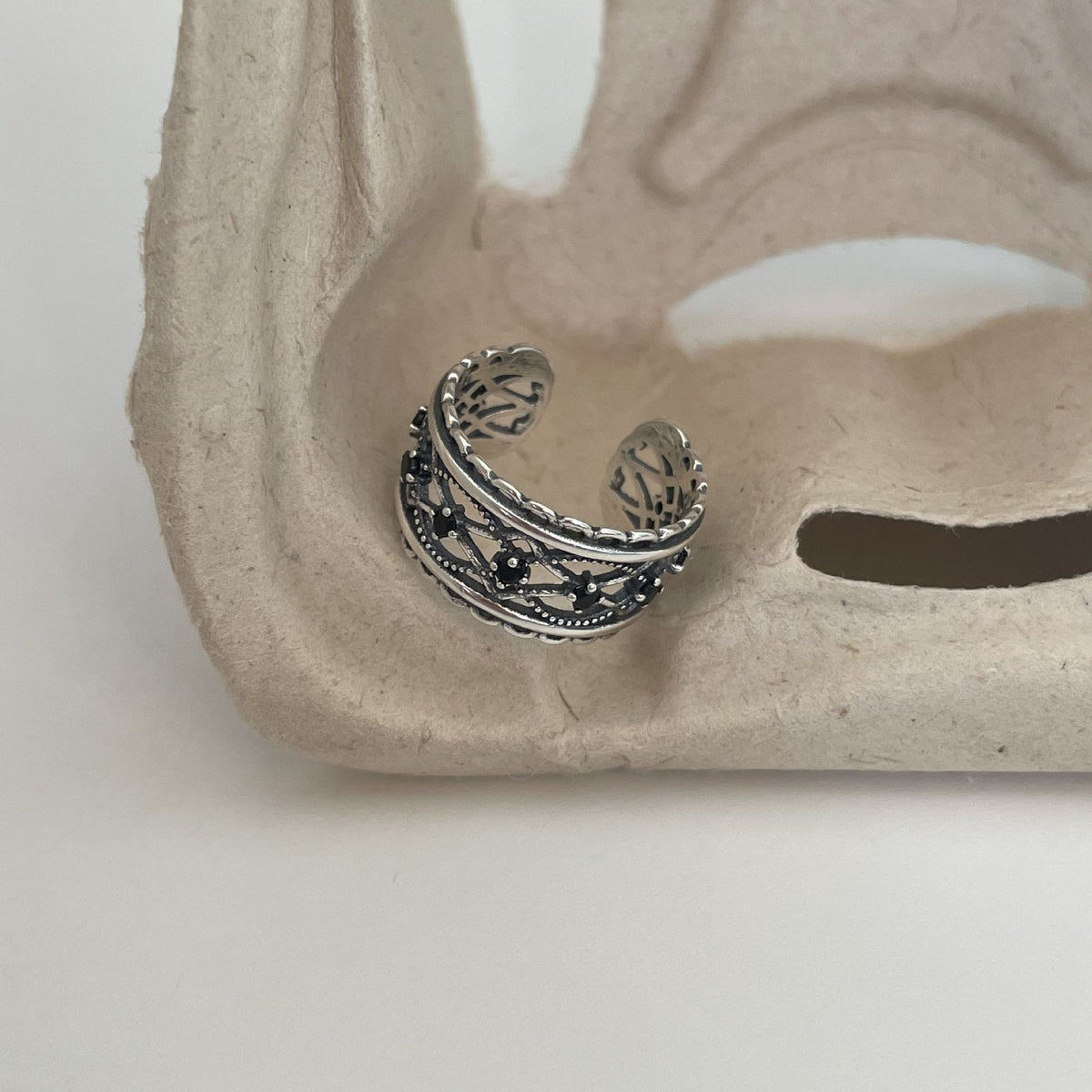 Vintage Style Twisted Knot Black Onyx Accents in 925 Sterling Silver  Open Adjustable Ring