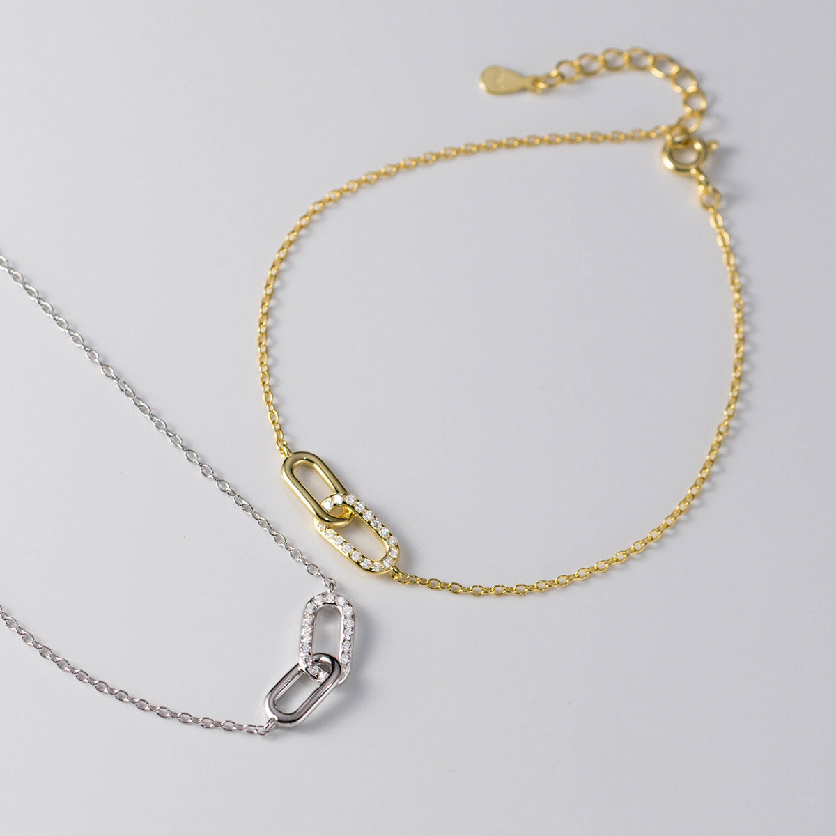 Cubic Zirconia Oval Link Chain Bracelet In 925 Sterling Silver With Silver Or Gold Tone Finish Minimalist Interlocking Paperclip Style Adjustable Daily Wear Fashion Jewelry For Women