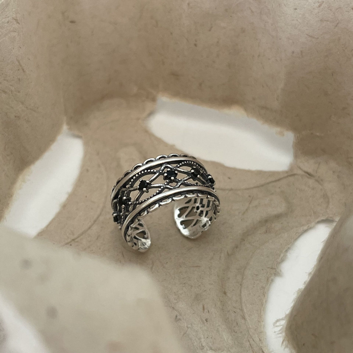 Vintage Style Twisted Knot Black Onyx Accents in 925 Sterling Silver  Open Adjustable Ring