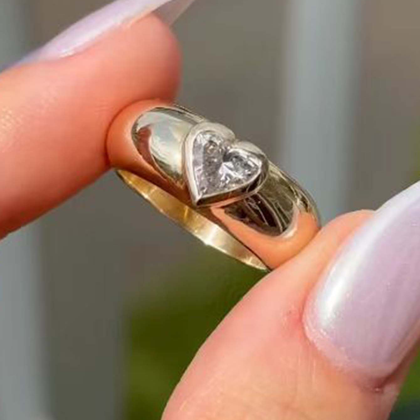 Best selling Heart-Shaped Moissanite Thick  Band 925 Sterling Silver Ring