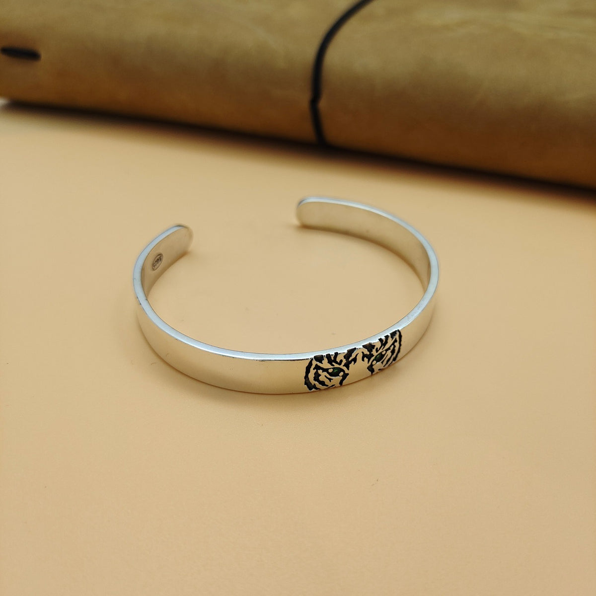 Men's Green Eye Tiger Animal 925 Sterling Silver Open Bangle