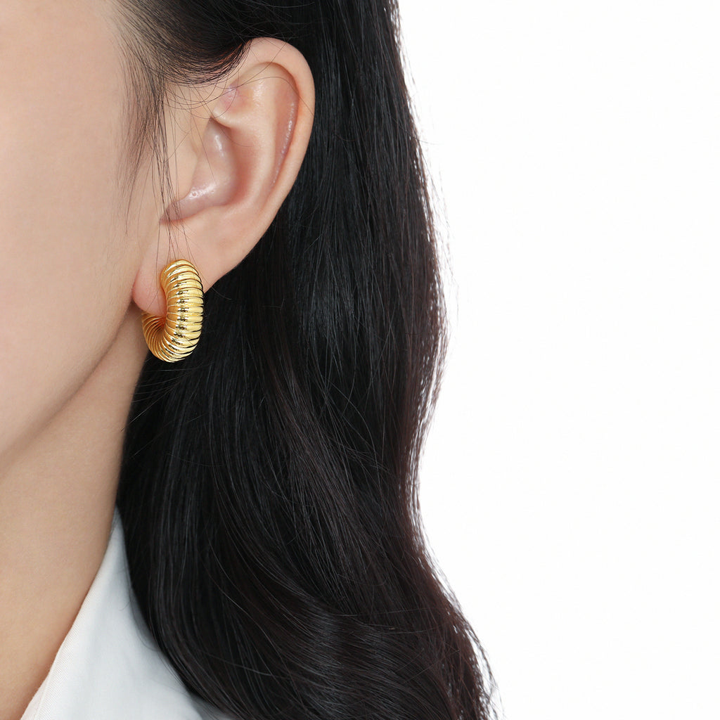 Fashion Letter C Shape Spring 999 Sterling Silver Electroforming Stud Earrings