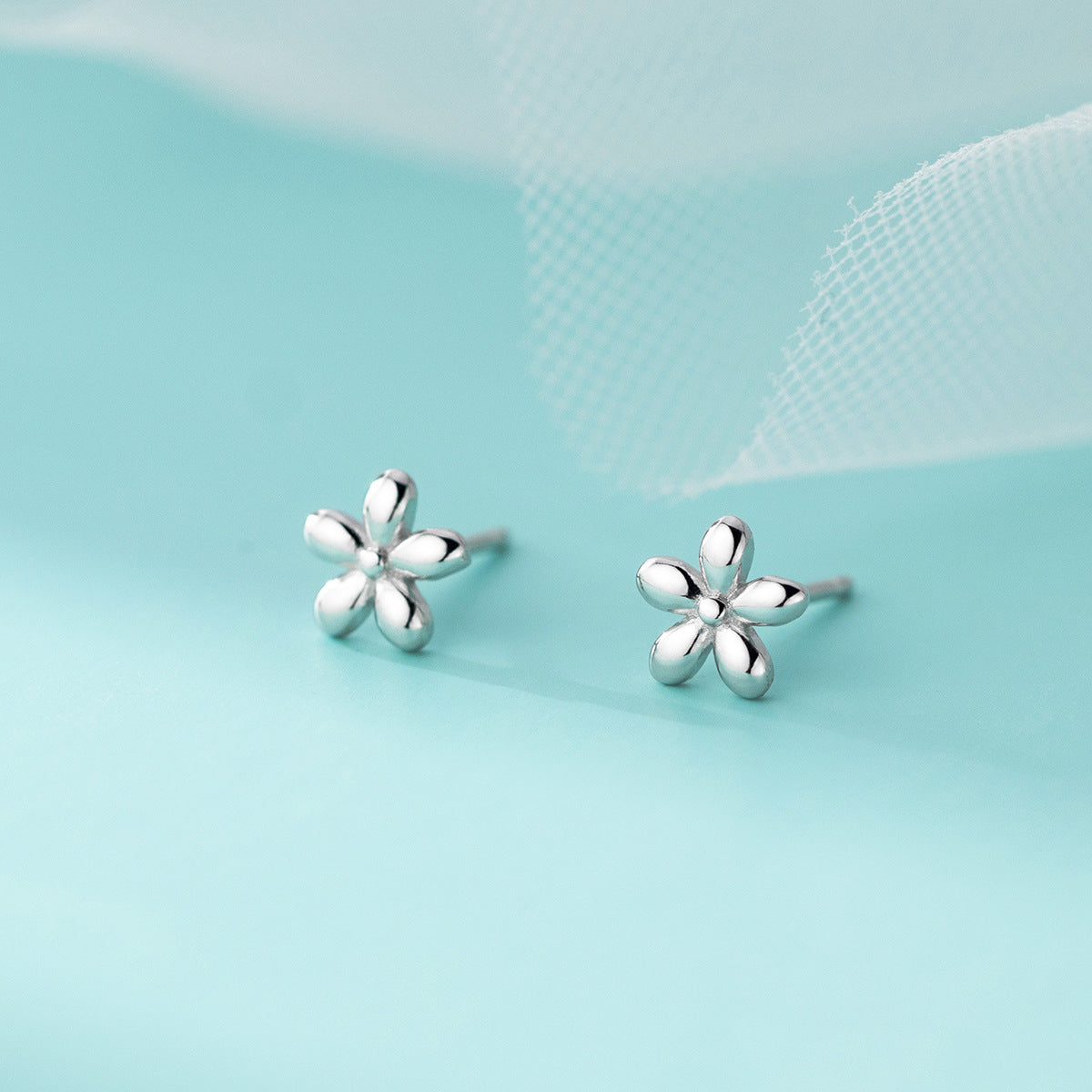 Women Elegant Modern Delicate Fashion Jewelry Five Petal Flower S925 Sterling Silver Stud Earrings