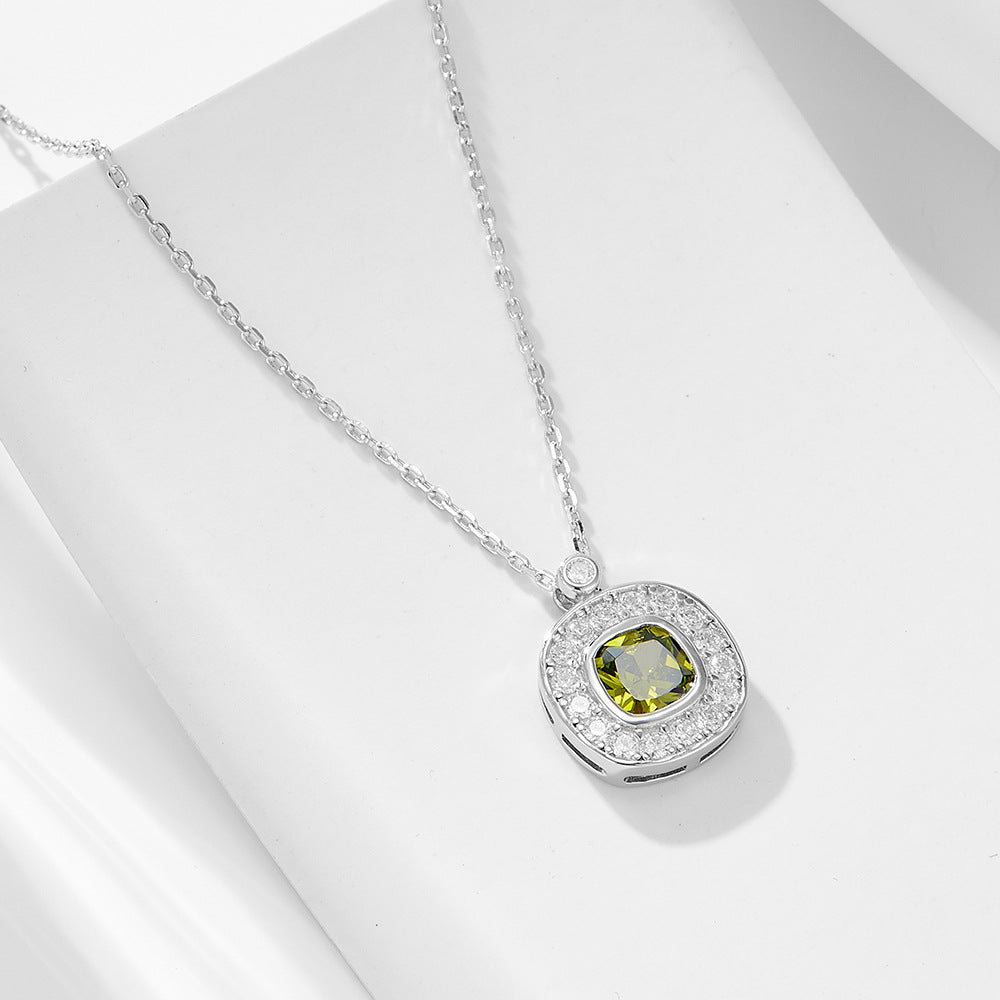 Elegant Geometric Design Green and White Cubic Zirconia 925 Silver Chain Pendant Necklace