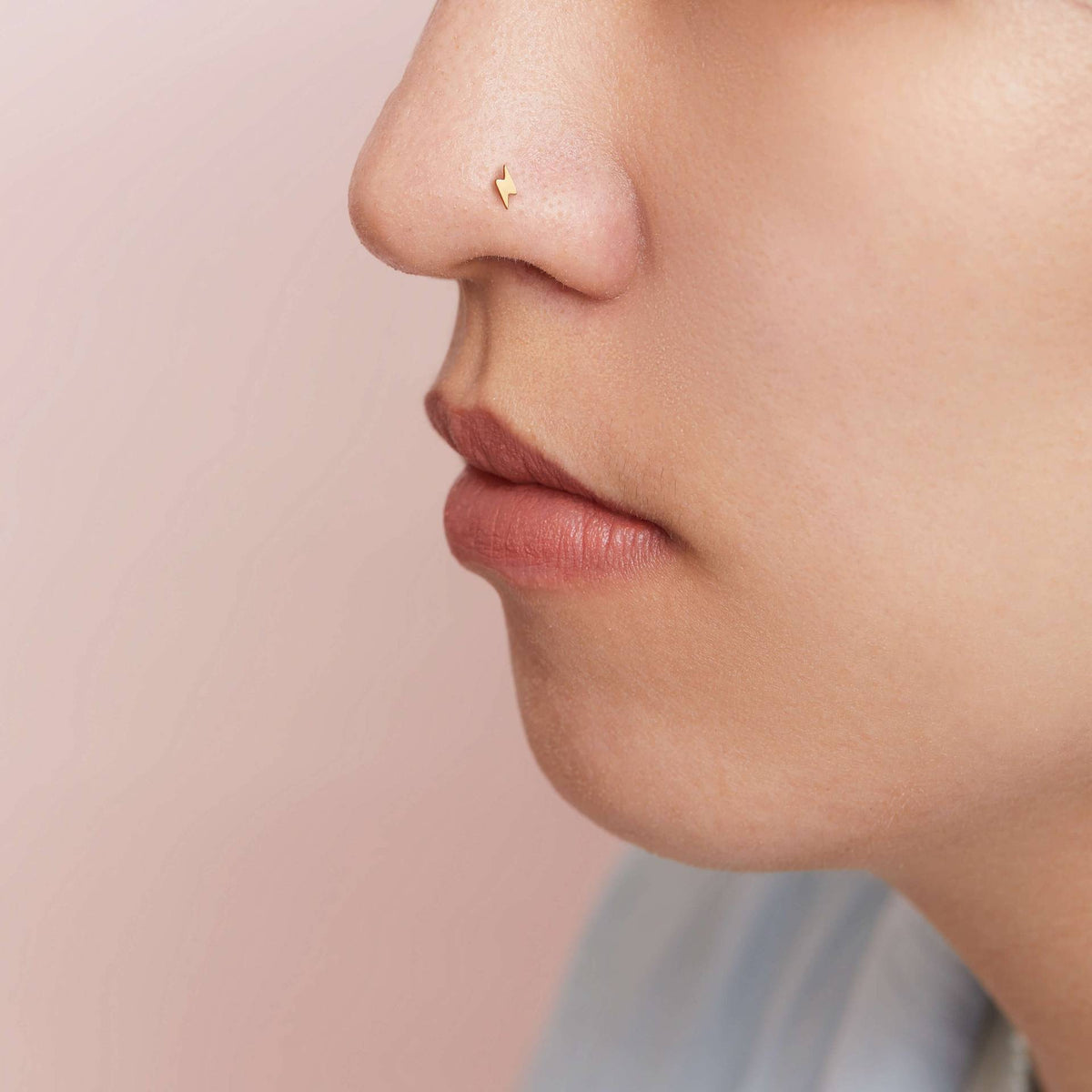 Cute Mini Lighting 925 Sterling Silver L Shape Nose Stud (Single)