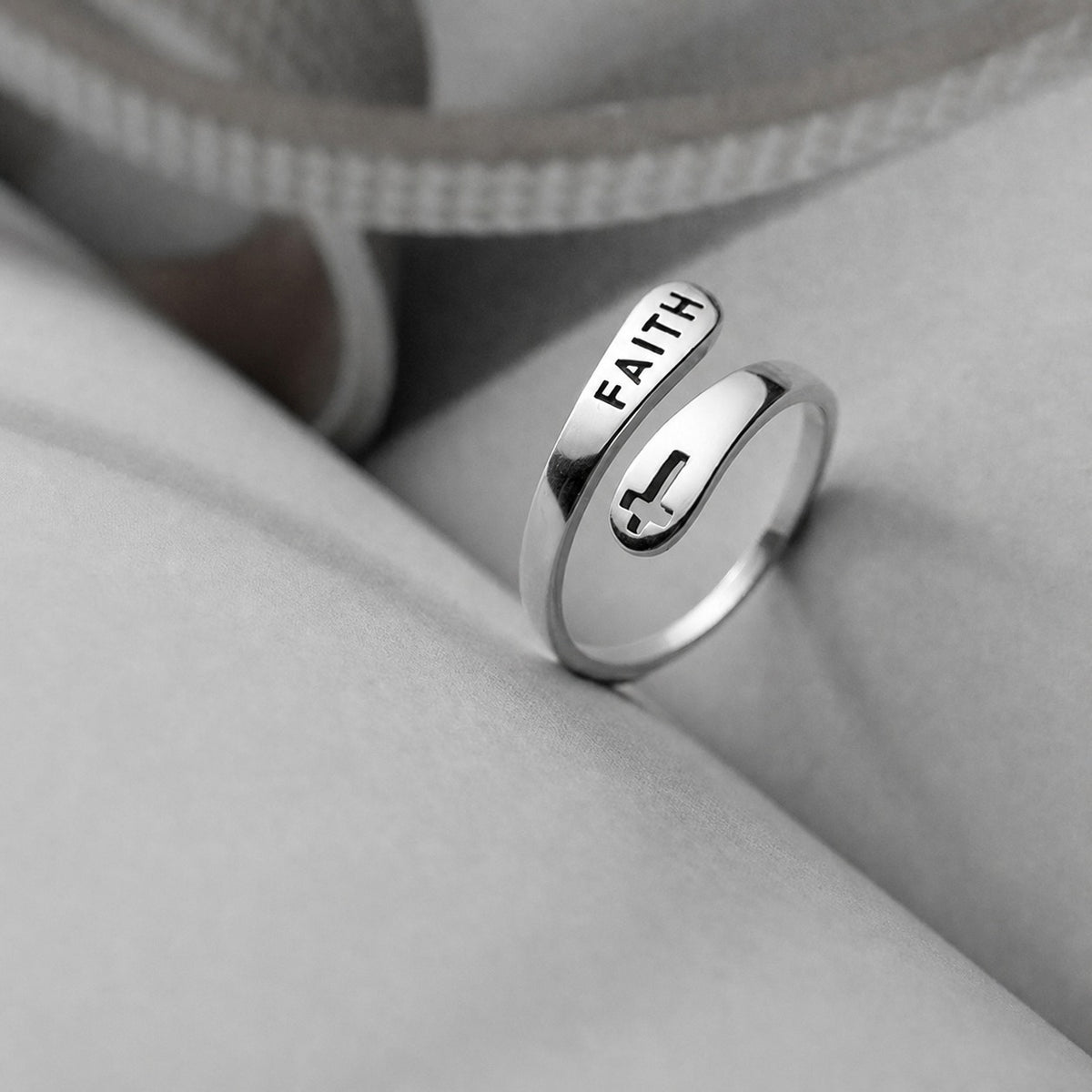 Vintage Faith Letter Cross S925 Sterling Silver Antique Oxide Geometric  Open Adjustable Ring