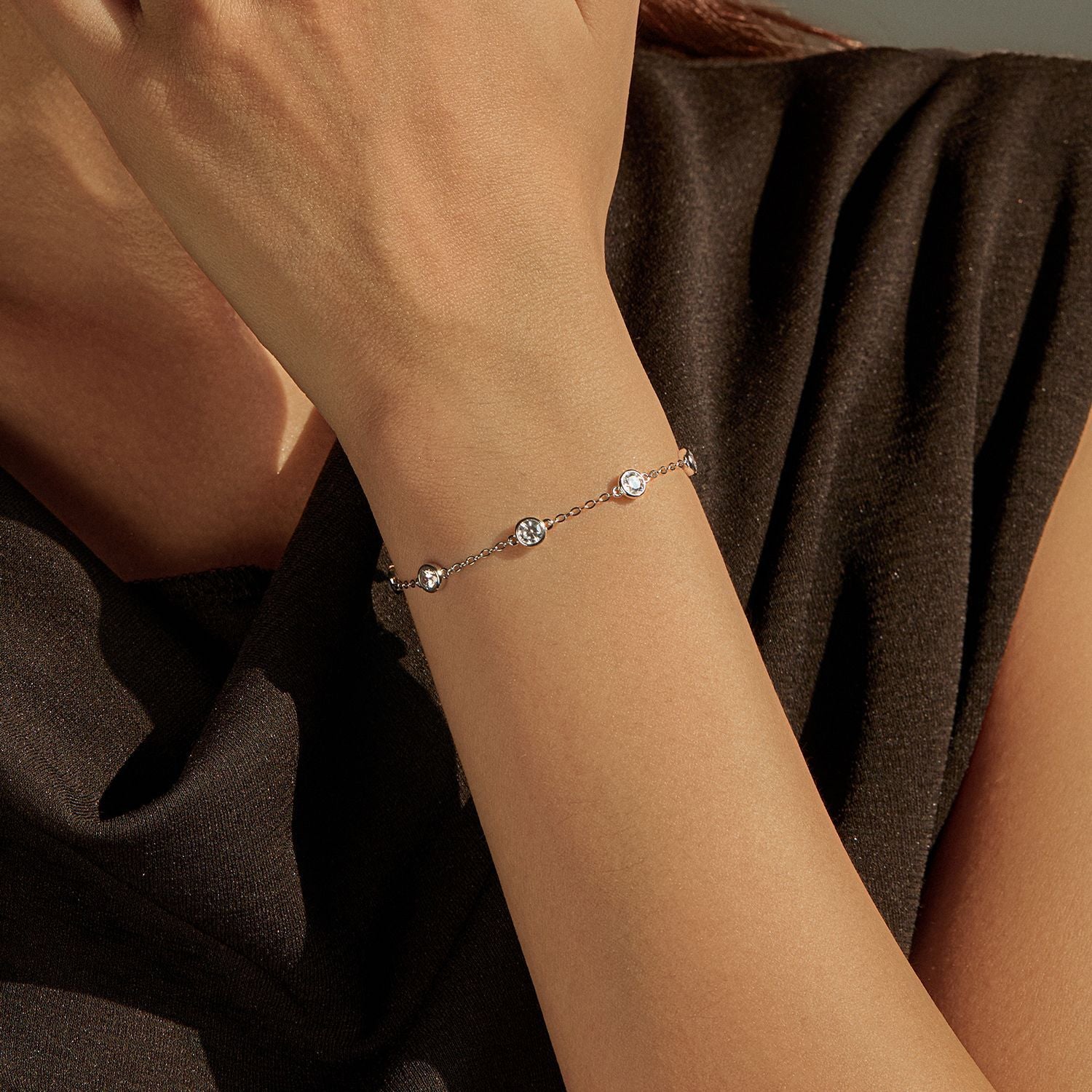 Elegant Geometric Design 925 Sterling Silver Cubic Zirconia Bubble Bracelet for Women Fashion Jewelry Simple Style Adjustable Length 2025 New Arrival