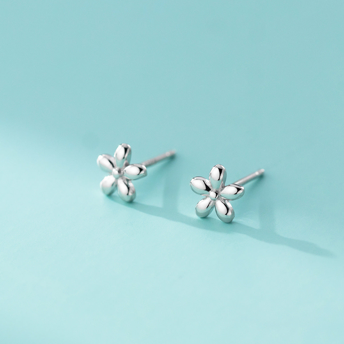 Women Elegant Modern Delicate Fashion Jewelry Five Petal Flower S925 Sterling Silver Stud Earrings