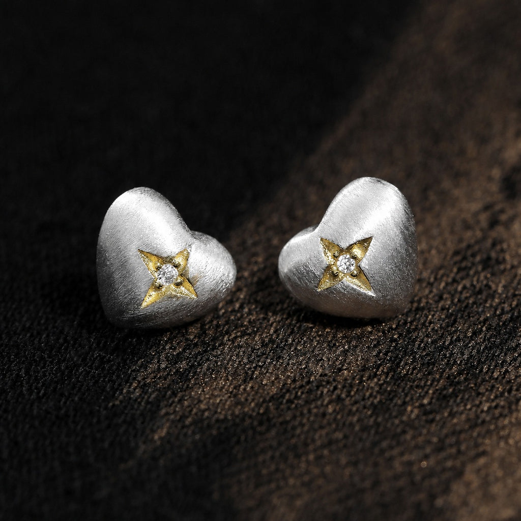 Brushed Heart-Shaped Zirconia Two Tone 925 Sterling Silver Gold-Plated Star Patterned Heart Stud Earrings