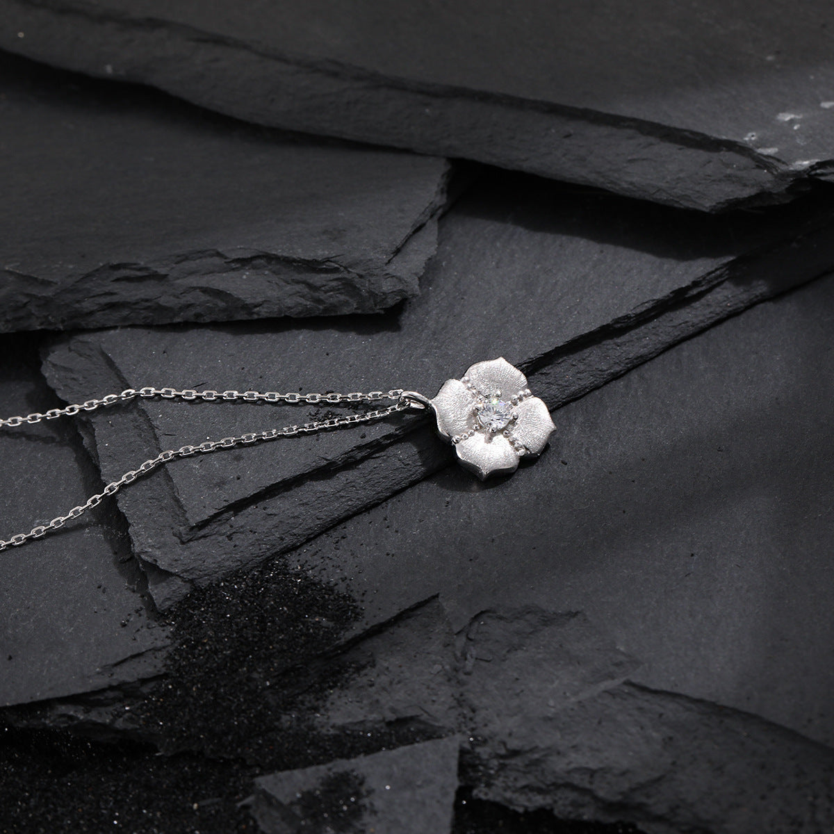 Cubic Zirconia Brushed Five Petal Flower 925 Sterling Silver Minimalist Collarbone Chain Necklace