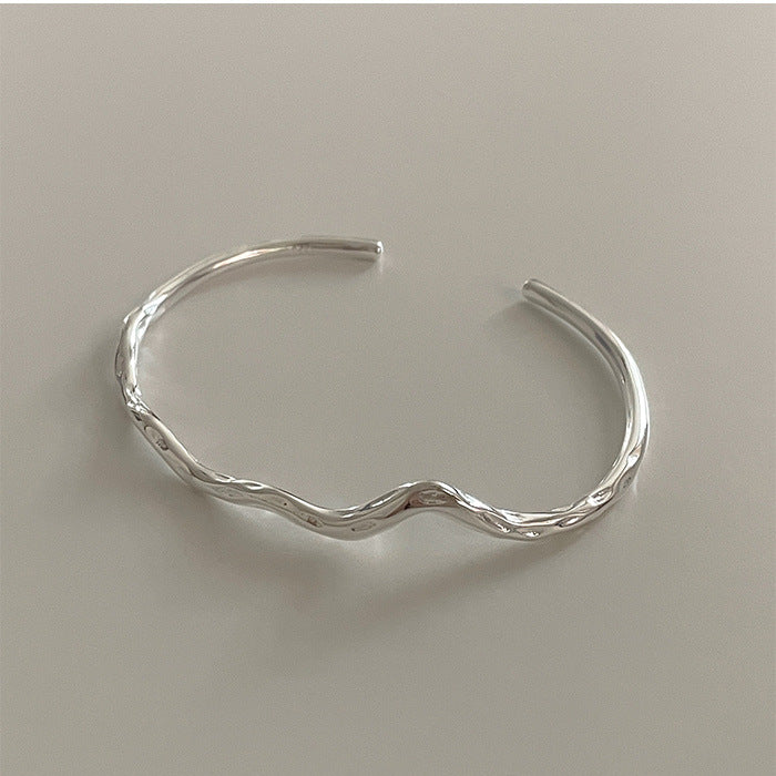 Elegant Geometric Twist Mobius Bangle 925 Sterling Silver Bangle