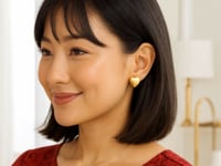 Boucles d'oreilles clous grand cœur gonflé en argent sterling plaqué or jaune