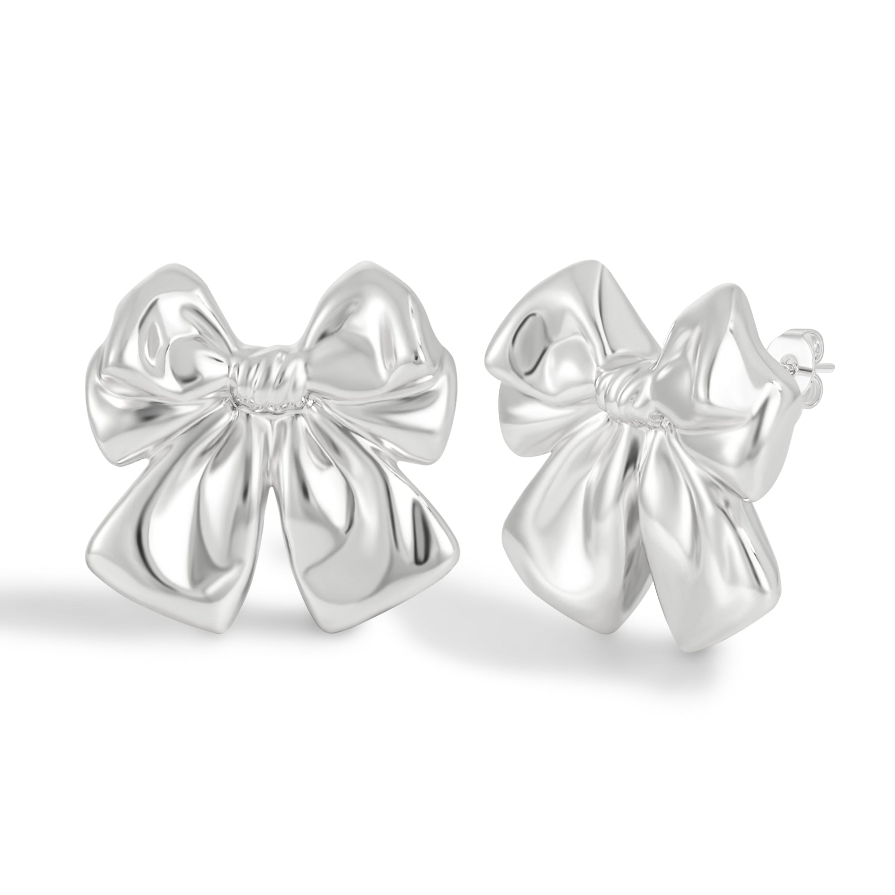 Romantic Heart-shaped Stud Earrings with Smooth Contoured Edges